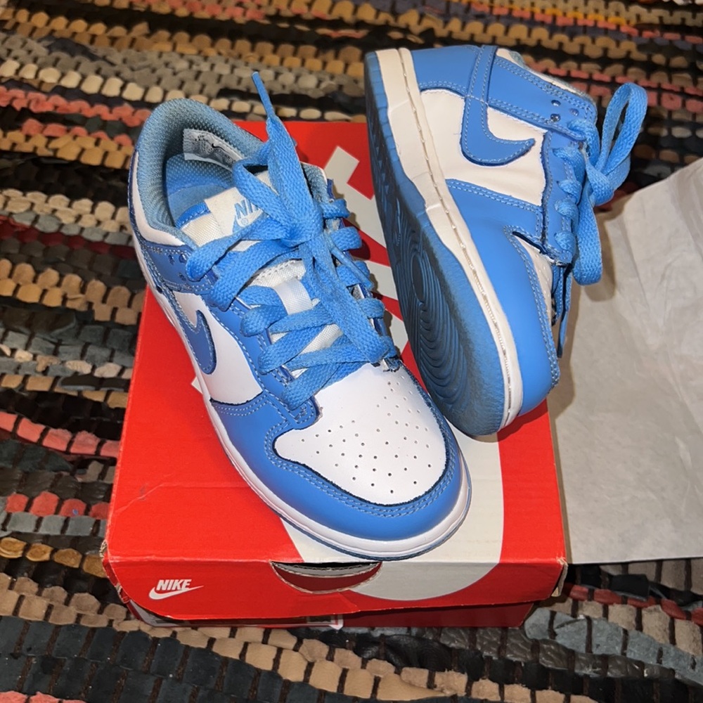 Nike Dunk Low (PS) UNC gently used but great condition